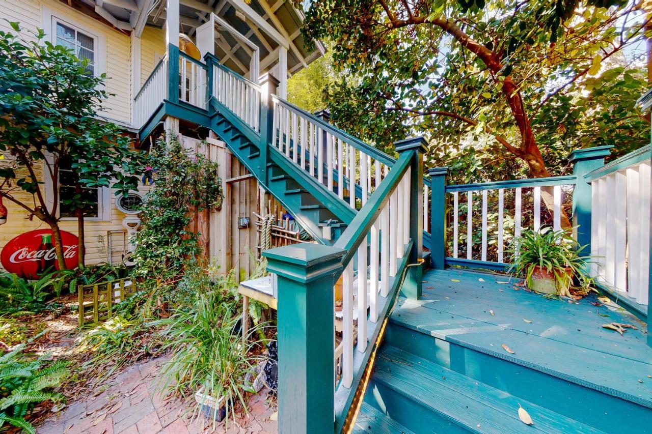 Baby Breezy Tree House Hotel Demere Park Exterior foto