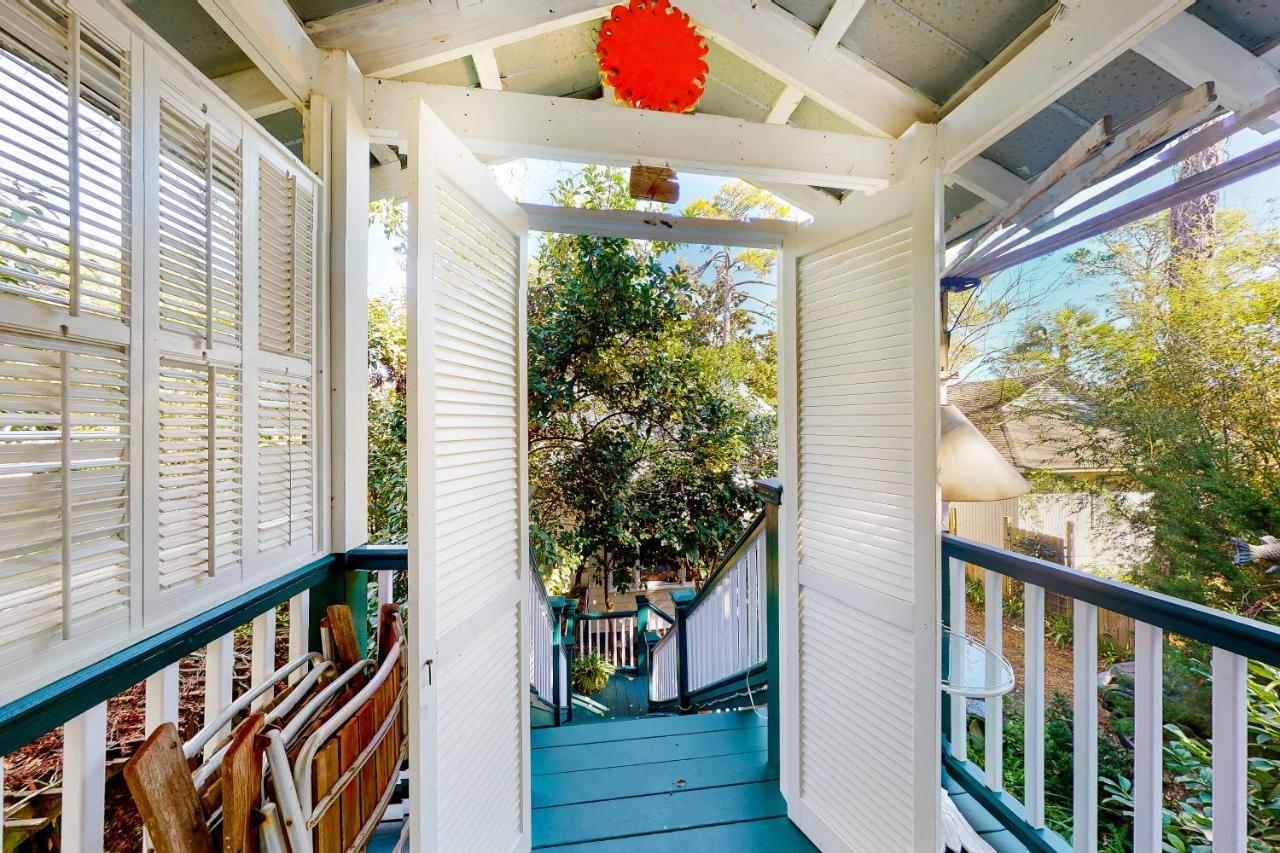 Baby Breezy Tree House Hotel Demere Park Exterior foto